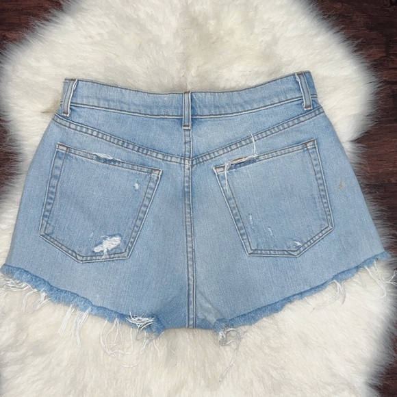 Reformation Short - Picture 2 of 8